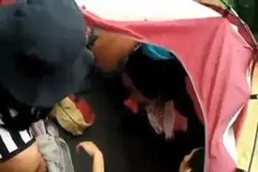 Cewek Cantik Pasrah Bersetubuh Di Tenda Gunung