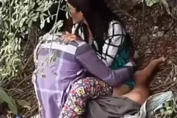 Ngentot Ganas Di Semak Semak Terbengkalai